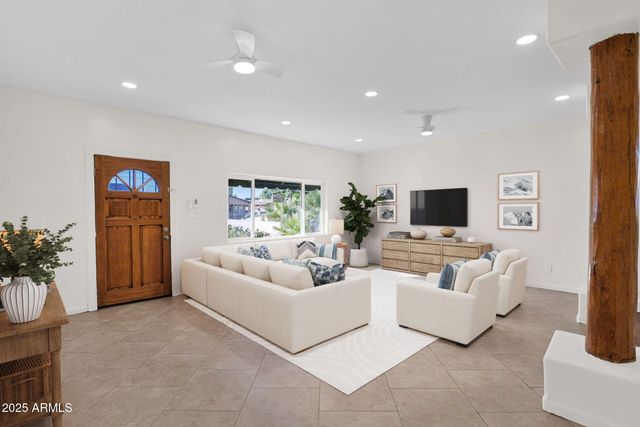 6709 N 51ST Drive, Glendale, AZ 85301