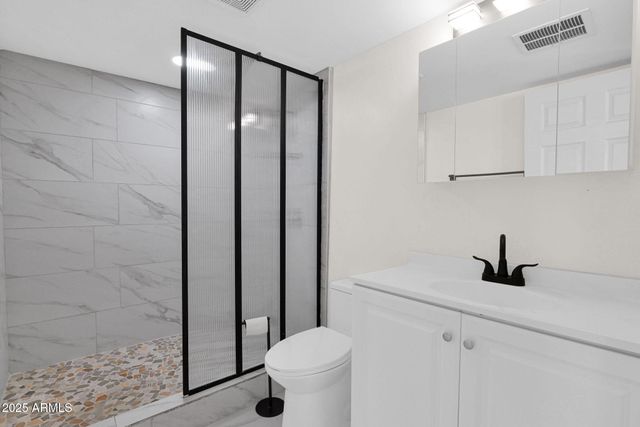 6709 N 51ST Drive, Glendale, AZ 85301