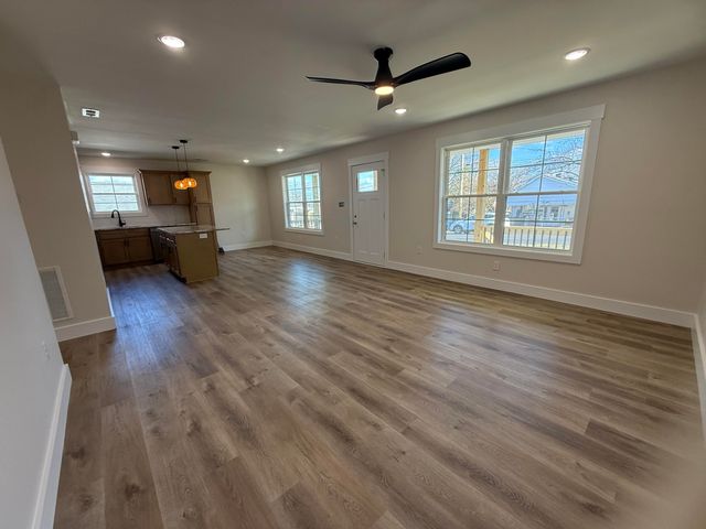 310 Irvine View Street, Richmond, KY 40475