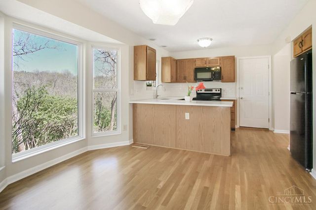 2560 Coveyrun Court, Cincinnati, OH 45230