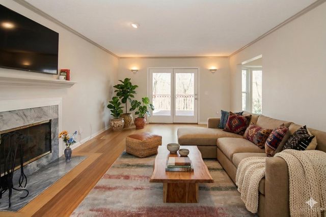 2560 Coveyrun Court, Cincinnati, OH 45230