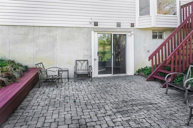 2560 Coveyrun Court, Cincinnati, OH 45230