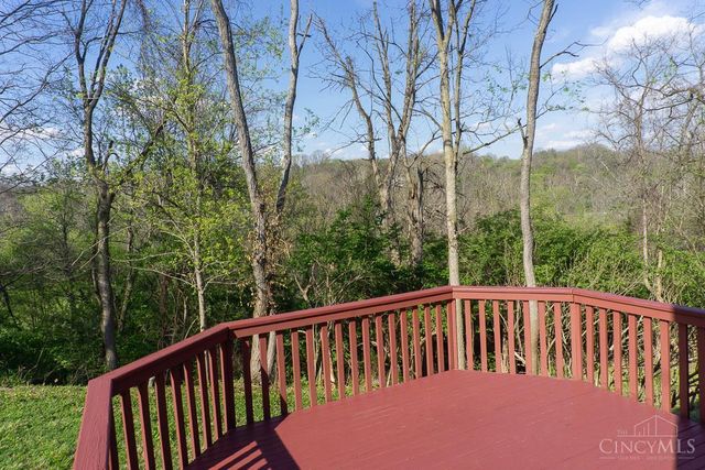 2560 Coveyrun Court, Cincinnati, OH 45230