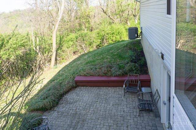 2560 Coveyrun Court, Cincinnati, OH 45230