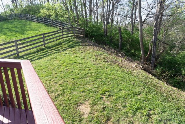 2560 Coveyrun Court, Cincinnati, OH 45230