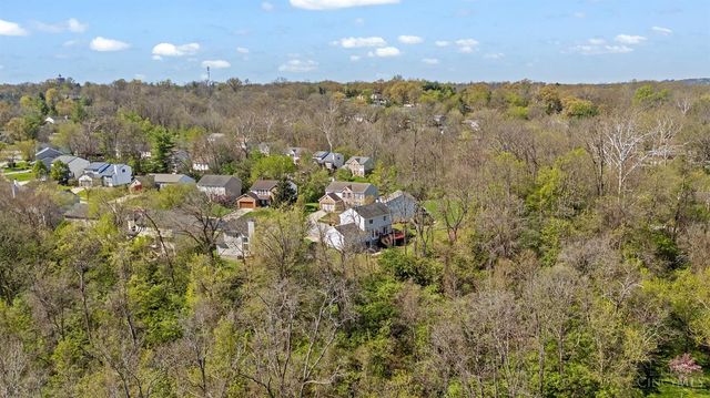 2560 Coveyrun Court, Cincinnati, OH 45230