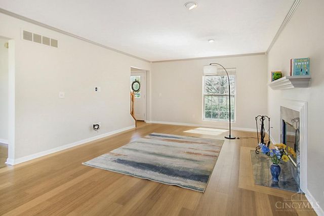 2560 Coveyrun Court, Cincinnati, OH 45230