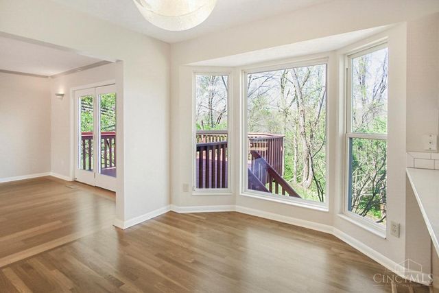 2560 Coveyrun Court, Cincinnati, OH 45230
