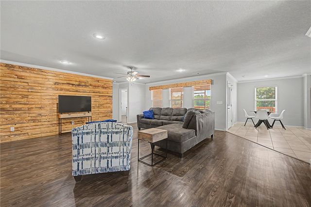 300 Woodland Street, Lowell, AR 72745