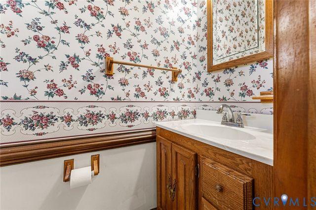 14251 Beach Rd, Chesterfield, VA 23838