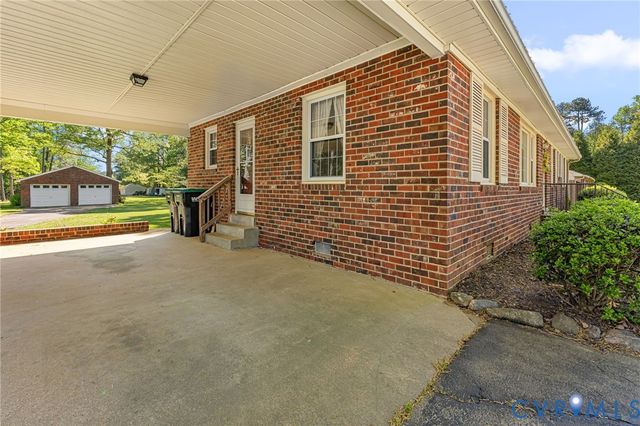 14251 Beach Rd, Chesterfield, VA 23838