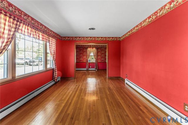 14251 Beach Rd, Chesterfield, VA 23838