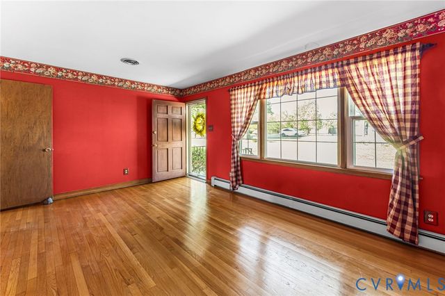 14251 Beach Rd, Chesterfield, VA 23838