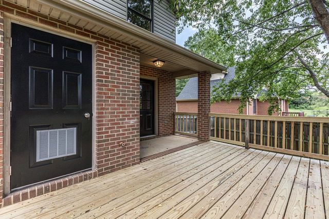 104 RIVER RUN CIR, Waynesboro, VA 22980