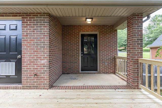 104 RIVER RUN CIR, Waynesboro, VA 22980