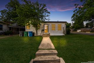 1019 Chicago Blvd, San Antonio, TX 78210