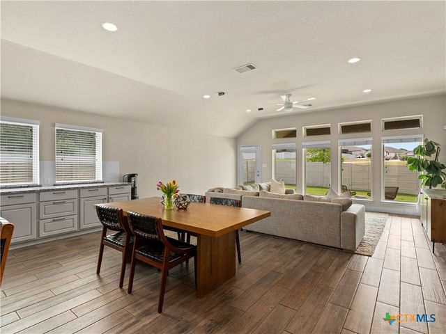 1186 Yaupon Loop, New Braunfels, TX 78132