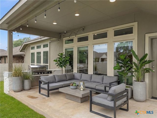 1186 Yaupon Loop, New Braunfels, TX 78132