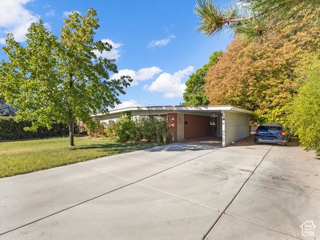 1443 N 200 W, Sunset, UT 84015