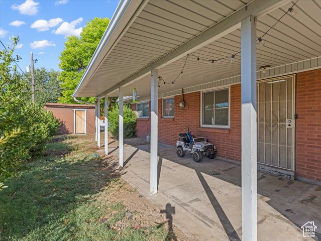 1443 N 200 W, Sunset, UT 84015