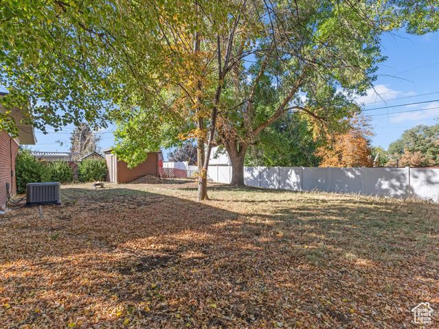 1443 N 200 W, Sunset, UT 84015