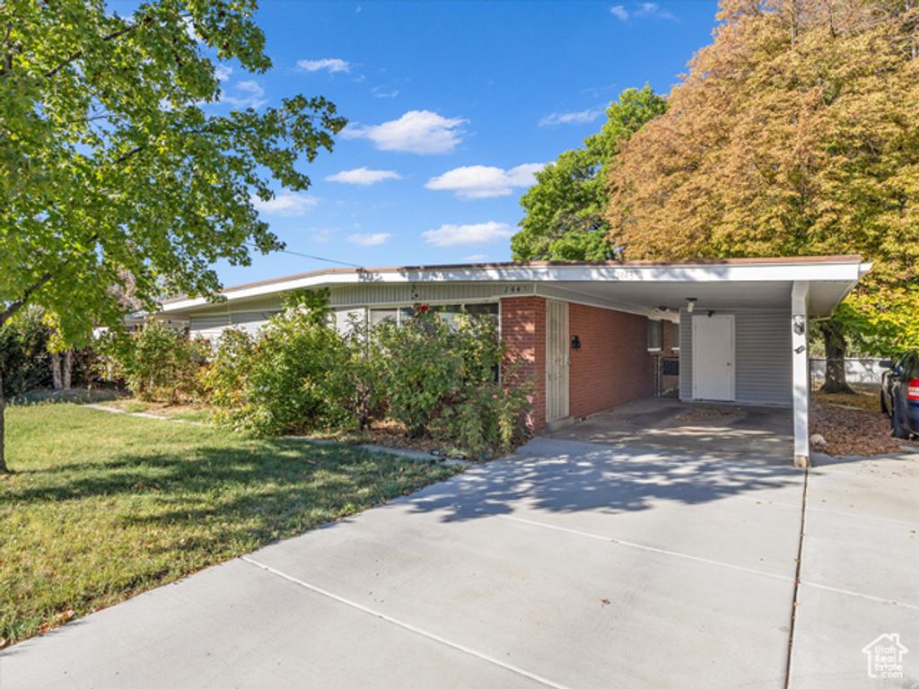 1443 N 200 W, Sunset, UT 84015