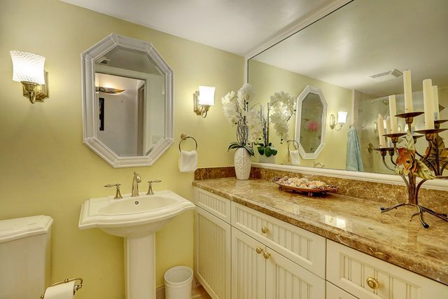 3606 S Ocean 703 Boulevard 703, Highland Beach, FL 33487