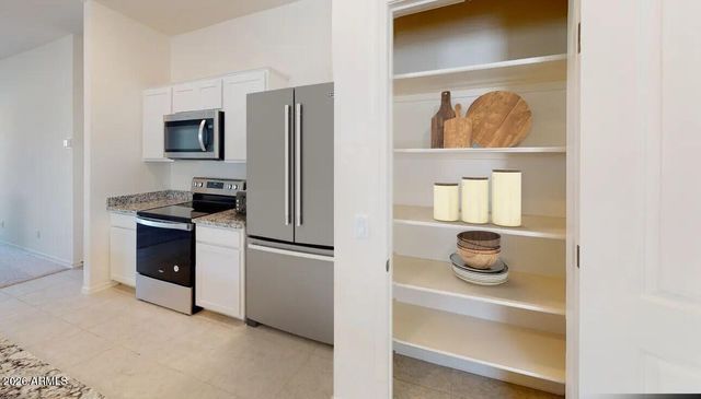 15625 W BERYL Avenue, Waddell, AZ 85355