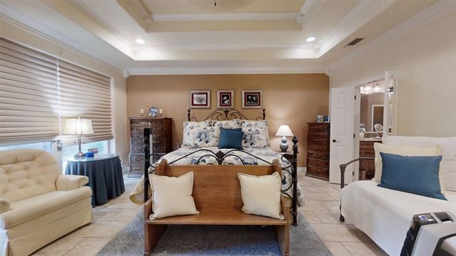 3722 Cove Timber Avenue, Granbury, TX 76049