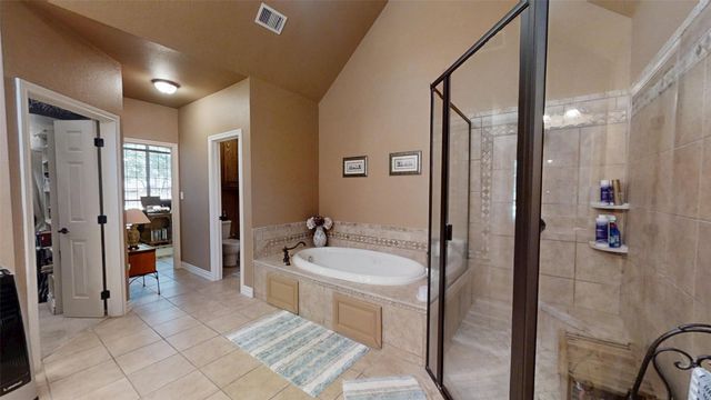 3722 Cove Timber Avenue, Granbury, TX 76049