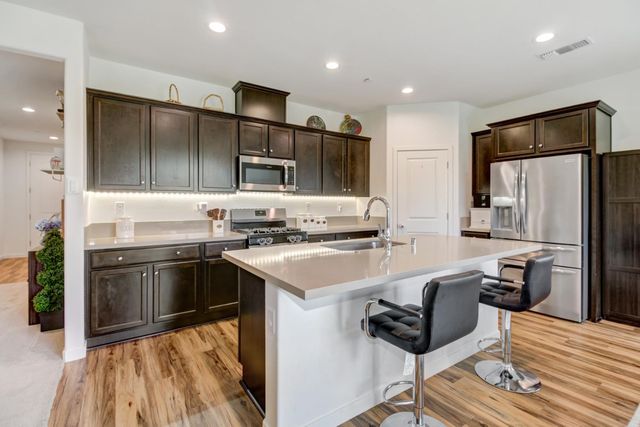 4039 Larner Way, Olivehurst, CA 95961