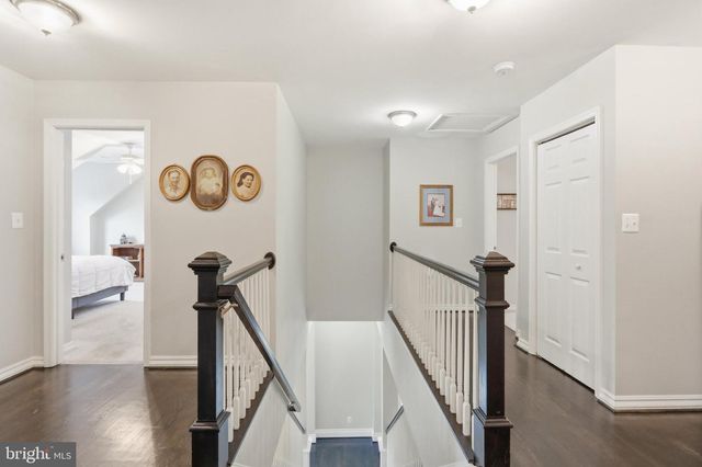 232 MARYLAND AVE, Hamilton, VA 20158