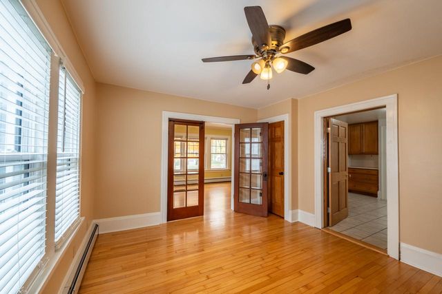 809 Richards AVENUE, Watertown, WI 53094