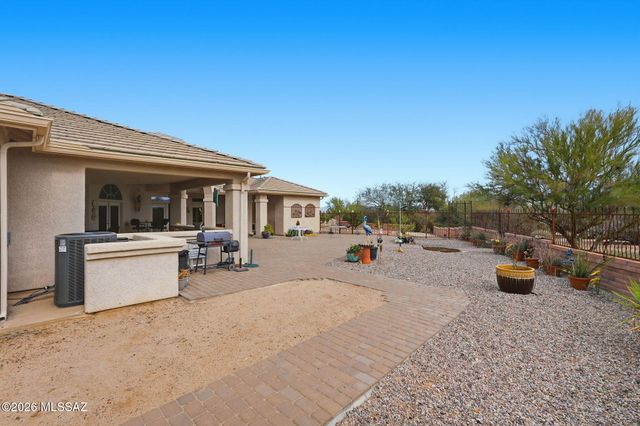 1731 W Placita De La Escalera, Sahuarita, AZ 85629