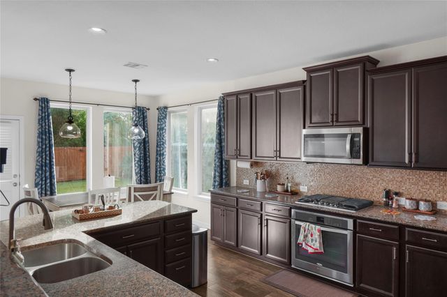 12608 Floral Park Lane, Pearland, TX 77584
