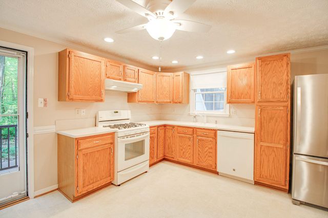 1010 HILTON AVE, Catonsville, MD 21228