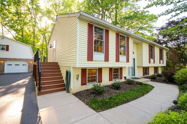 1010 HILTON AVE, Catonsville, MD 21228