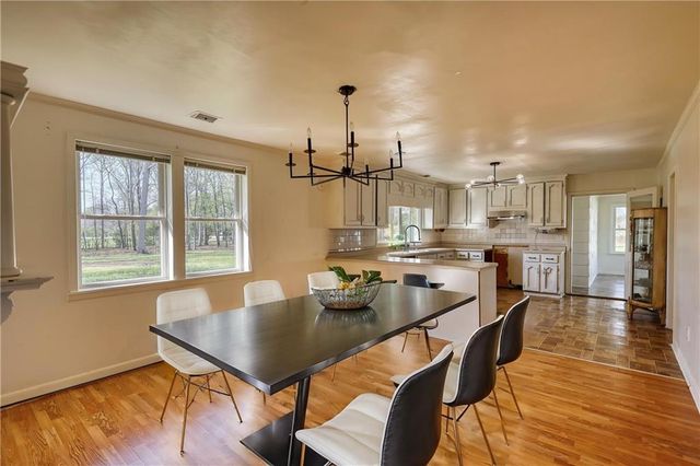 10 Wolfskin Road, Arnoldsville, GA 30619
