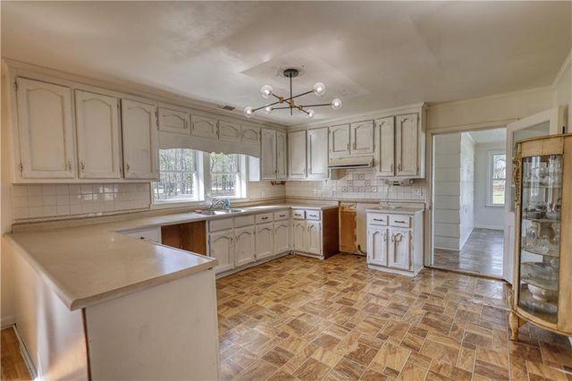 10 Wolfskin Road, Arnoldsville, GA 30619