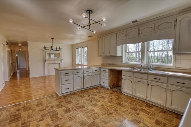 10 Wolfskin Road, Arnoldsville, GA 30619