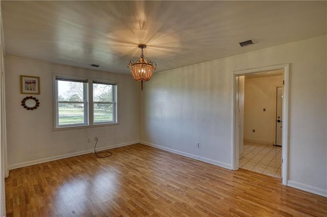 10 Wolfskin Road, Arnoldsville, GA 30619