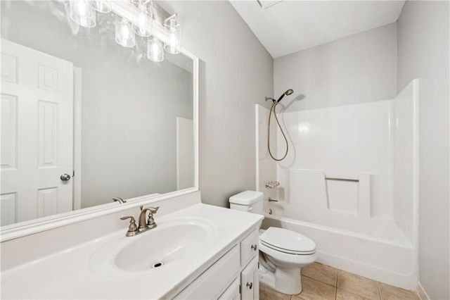 392 Clarion Road, Lawrenceville, GA 30043