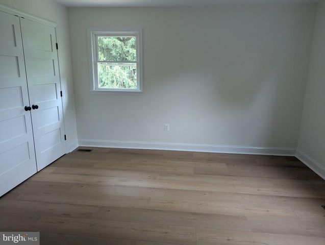14004 MANOR RD, Phoenix, MD 21131