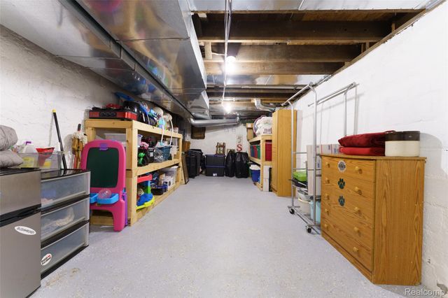 919 E Michigan Avenue, Grass Lake Village, MI 49240