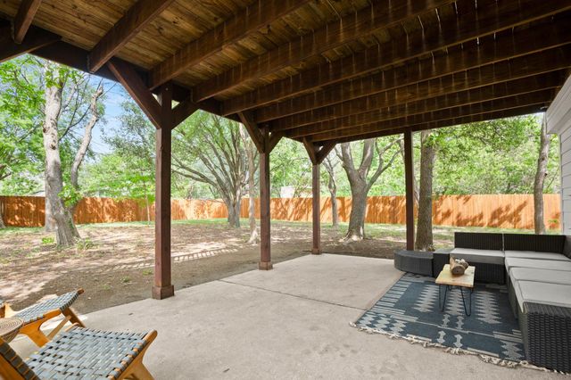 2316 N Shields DR, Austin, TX 78727
