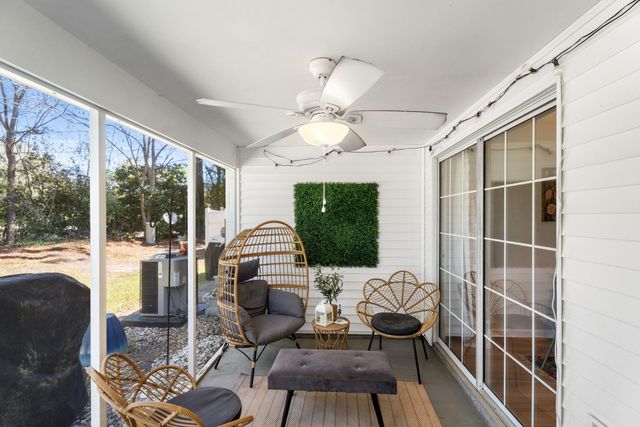 8156 Shadow Oak Drive, North Charleston, SC 29406