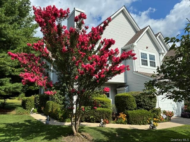 208 Erik Drive, East Setauket, NY 11733
