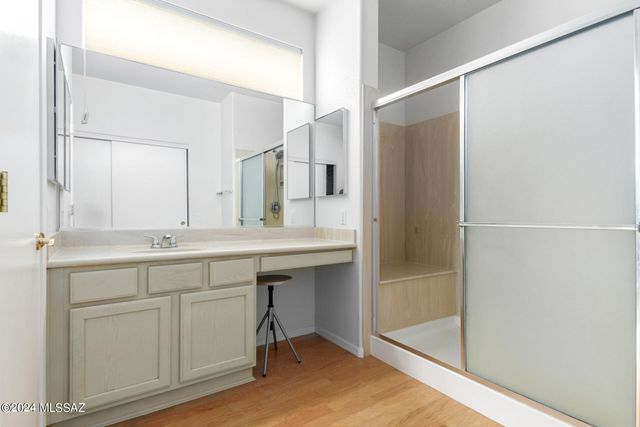 7904 W Wandering Spring Way, Tucson, AZ 85743