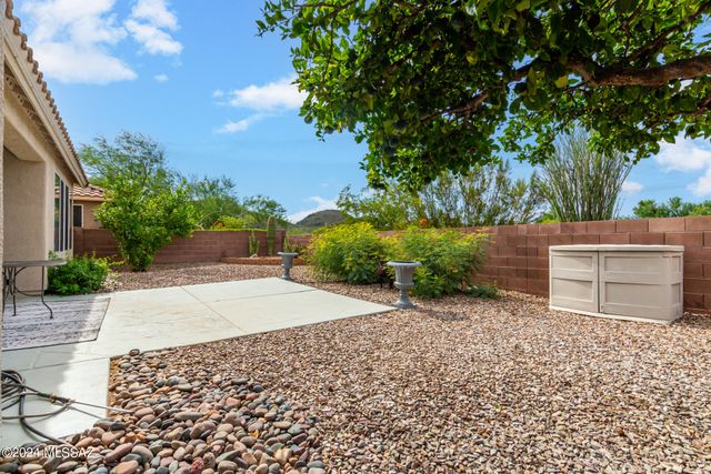 7904 W Wandering Spring Way, Tucson, AZ 85743