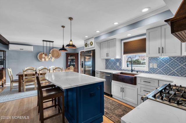 6 Lisa Drive, Brick, NJ 08724